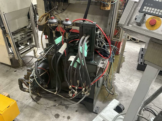 2000 e.m.s cmt buisvormmachine met buizenmagazijn - afbeelding 17 van  30