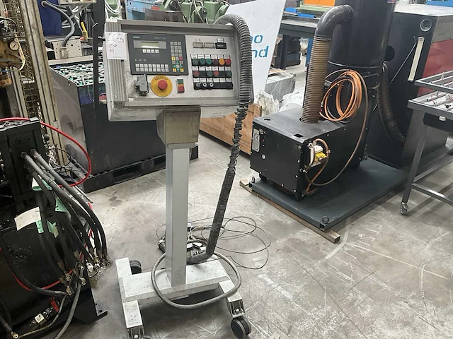 2000 e.m.s cmt buisvormmachine met buizenmagazijn - afbeelding 20 van  30
