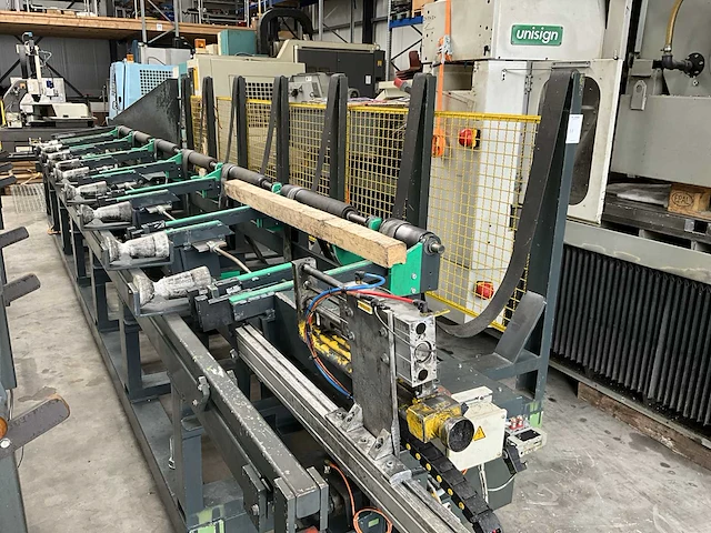 2000 e.m.s cmt buisvormmachine met buizenmagazijn - afbeelding 26 van  30