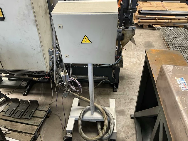 2000 e.m.s ct76/2 auto buizenhakker - afbeelding 9 van  22