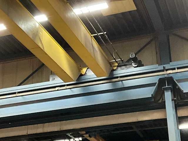 2000 europont verlinde dubbelligger bovenloophalkraan 10t - afbeelding 17 van  18