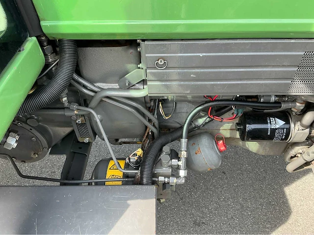 2000 fendt farmer 308 turbomatik vierwielaangedreven landbouwtractor - afbeelding 4 van  36