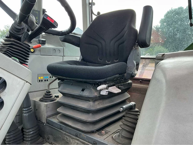 2000 fendt farmer 308 turbomatik vierwielaangedreven landbouwtractor - afbeelding 9 van  36