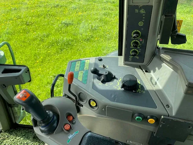 2000 fendt favorit 924 vierwielaangedreven landbouwtractor - afbeelding 14 van  24