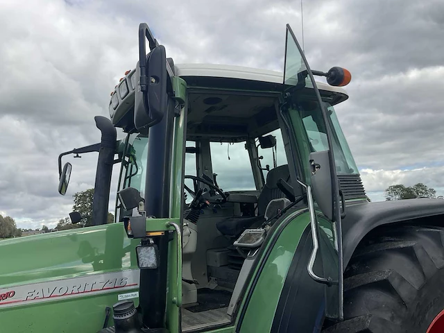 2000 fendt vario 716 vierwielaangedreven landbouwtractor - afbeelding 26 van  46