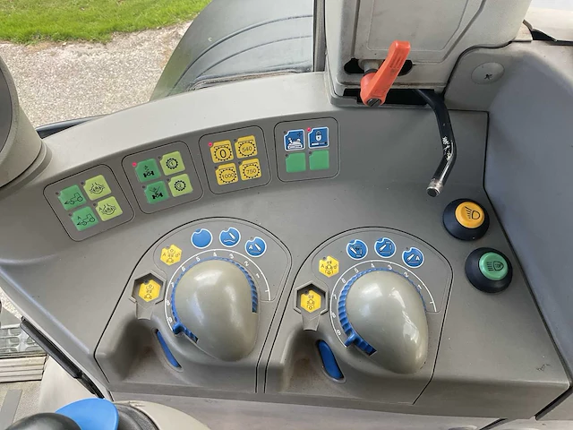 2000 fendt vario 716 vierwielaangedreven landbouwtractor - afbeelding 32 van  46