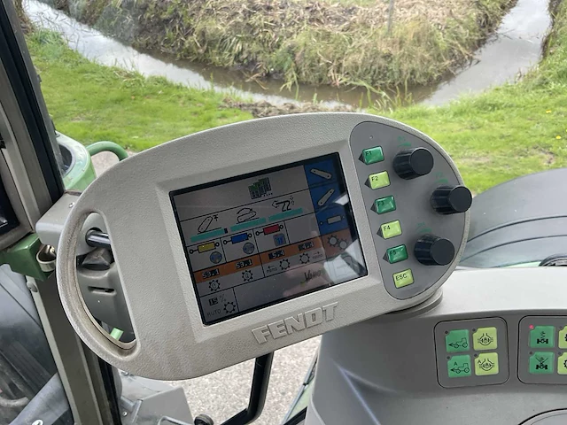 2000 fendt vario 716 vierwielaangedreven landbouwtractor - afbeelding 33 van  46
