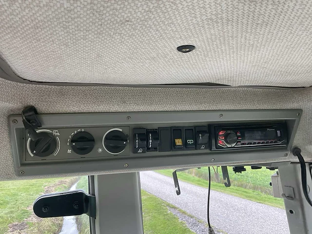 2000 fendt vario 716 vierwielaangedreven landbouwtractor - afbeelding 35 van  46
