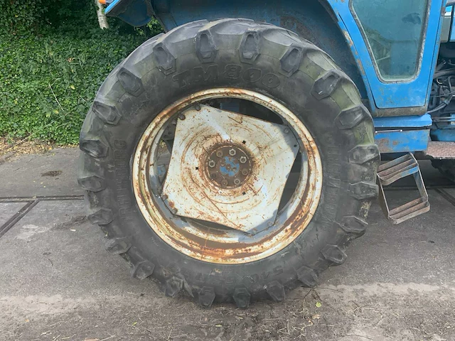 2000 ford 7710 vierwielaangedreven landbouwtractor - afbeelding 4 van  32
