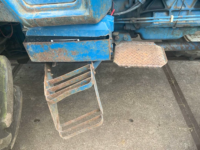 2000 ford 7710 vierwielaangedreven landbouwtractor - afbeelding 13 van  32