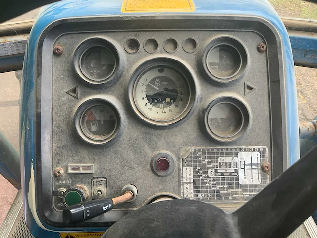 2000 ford 7710 vierwielaangedreven landbouwtractor - afbeelding 22 van  32