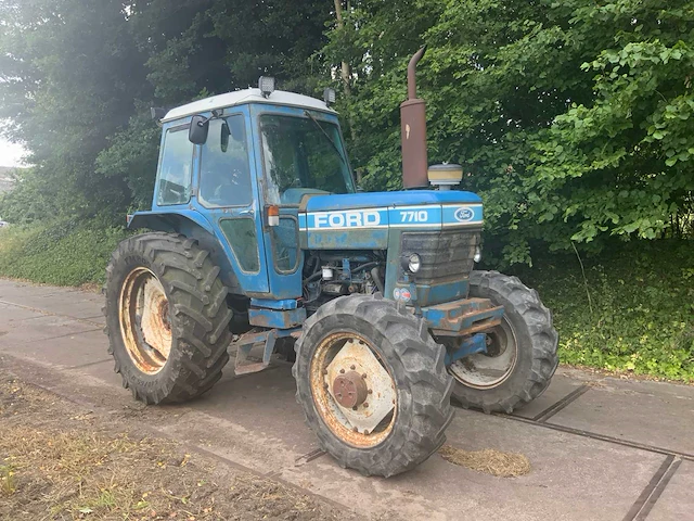 2000 ford 7710 vierwielaangedreven landbouwtractor - afbeelding 12 van  32