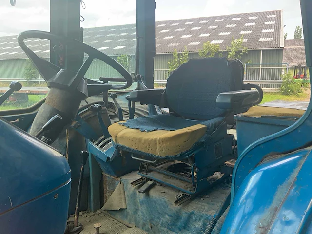 2000 ford 7710 vierwielaangedreven landbouwtractor - afbeelding 26 van  32