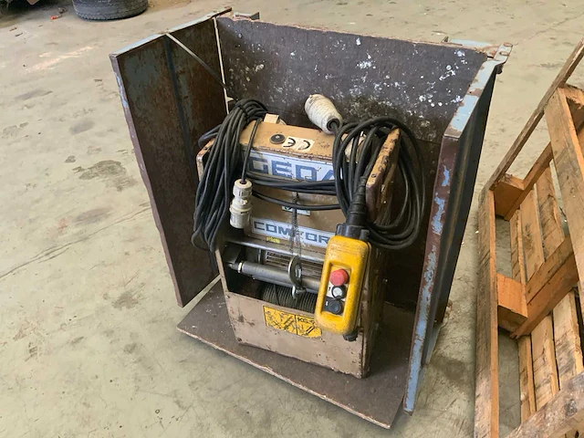 2000 geda lift 150 comfort bouwlift 14 meter - afbeelding 4 van  10