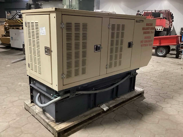 2000 generac 2000 stroomgenerator - afbeelding 1 van  15