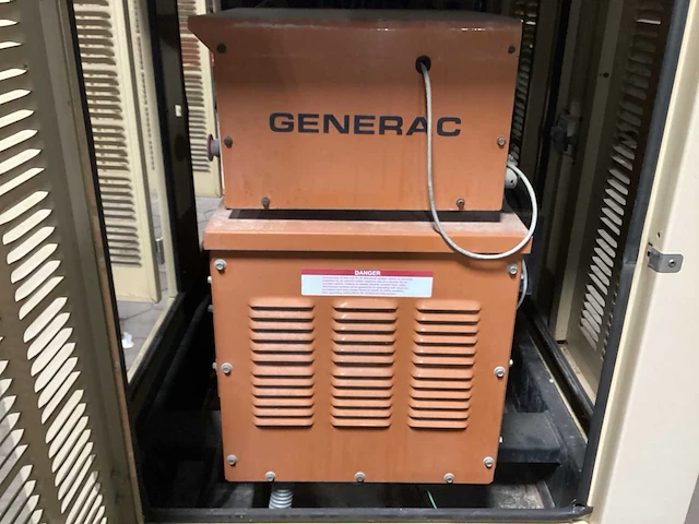 2000 generac 2000 stroomgenerator - afbeelding 9 van  15