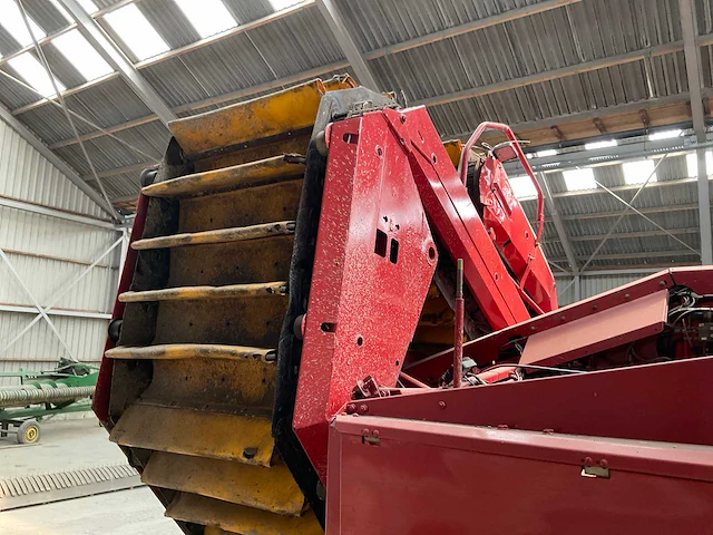 2000 grimme gv 3000 aardappelrooier - afbeelding 27 van  42