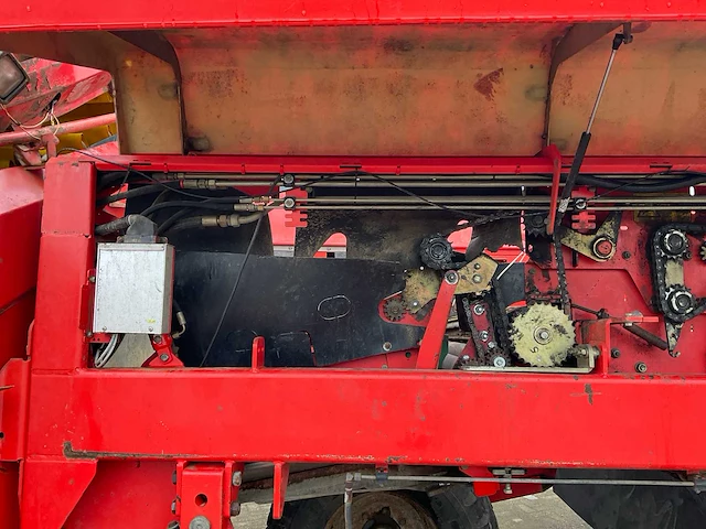 2000 grimme gz 1700 dl1 getrokken aardappelrooier - afbeelding 19 van  30