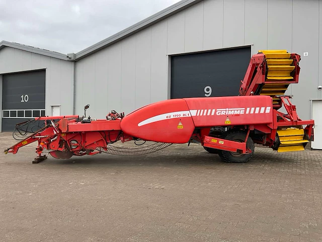 2000 grimme gz 1700 dl1 getrokken aardappelrooier - afbeelding 23 van  30