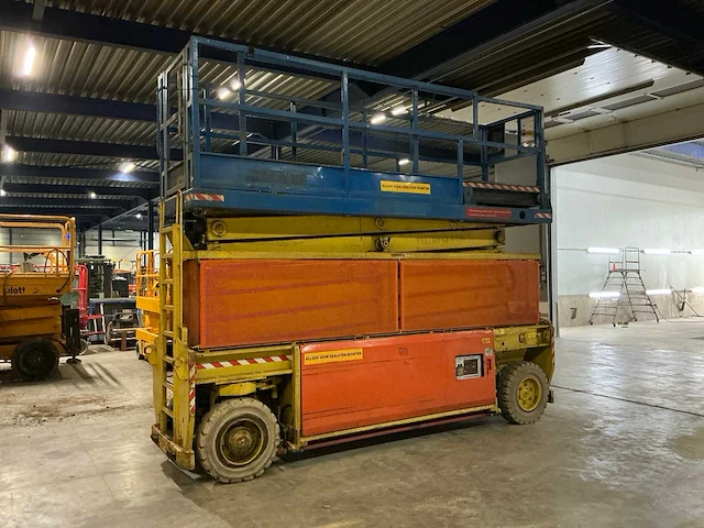2000 gsl s205 e12 hoogwerker - afbeelding 1 van  29