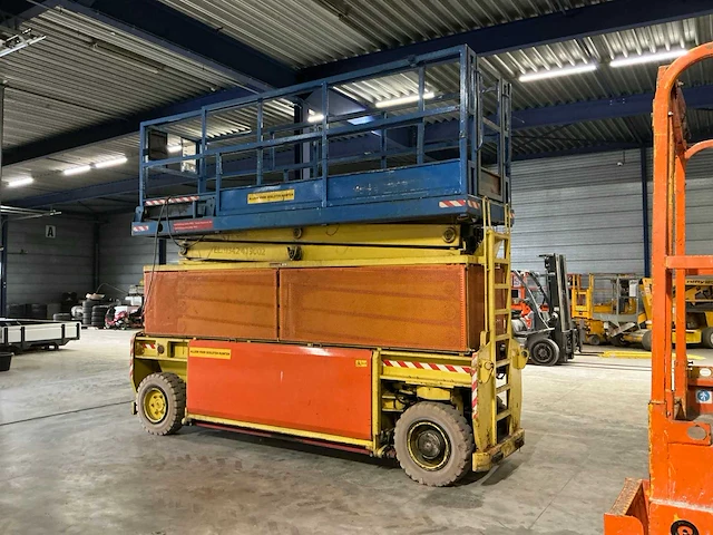 2000 gsl s205 e12 hoogwerker - afbeelding 26 van  29