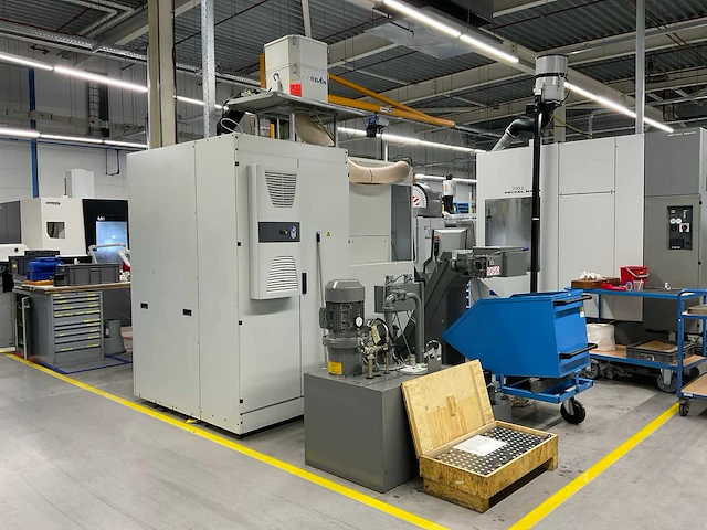 2000 hermle c 800 u cnc bewerkingscentra - afbeelding 12 van  38