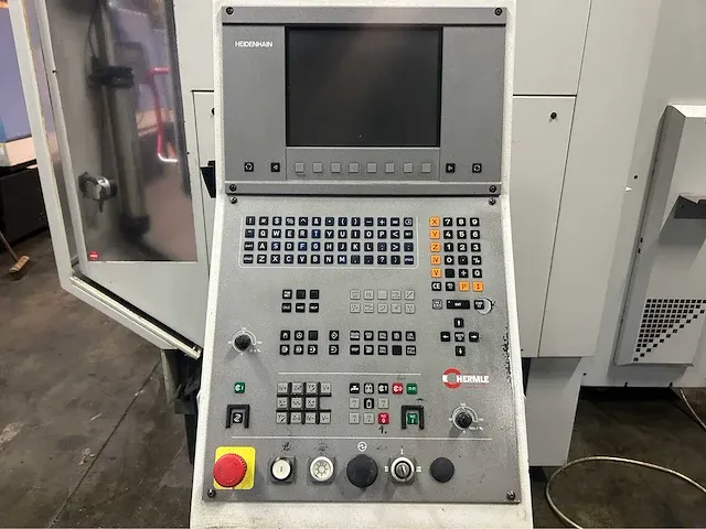 2000 hermle c 800 u cnc bewerkingscentrum - afbeelding 15 van  16