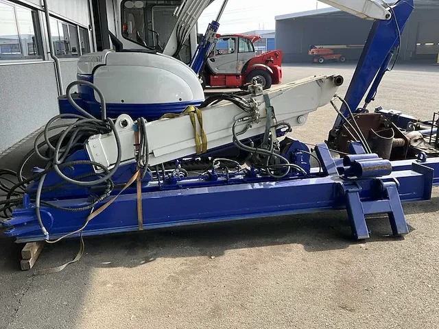 2000 hitachi ex75 ur rupsgraafmachine met heiinstallatie - afbeelding 24 van  45