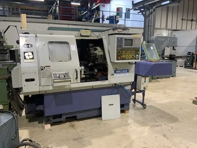 2000 hwacheon hi-tech 100a cnc draaibank - afbeelding 12 van  28