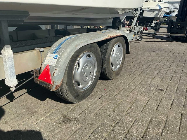 2000 jeanneau 570 kajuitboot - afbeelding 4 van  16
