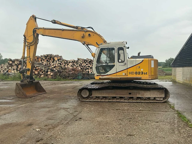 2000 kato hd823lc rupsgraafmachine - afbeelding 14 van  16