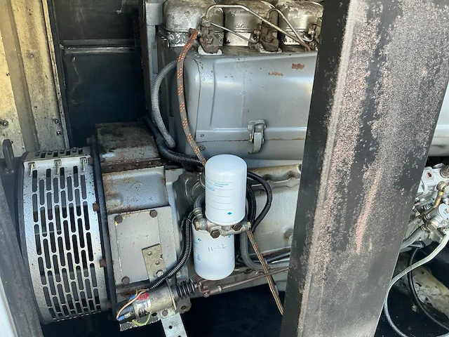 2000 khd deutz stroomgenerator - afbeelding 6 van  17