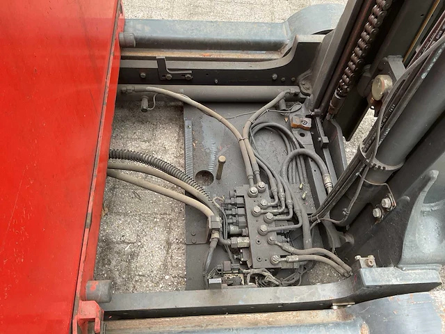 2000 linde r16 reach truck - afbeelding 2 van  13