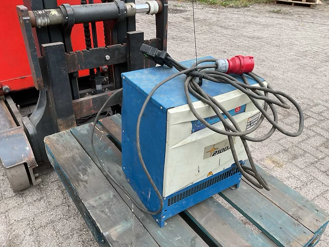 2000 linde r16 reach truck - afbeelding 4 van  13