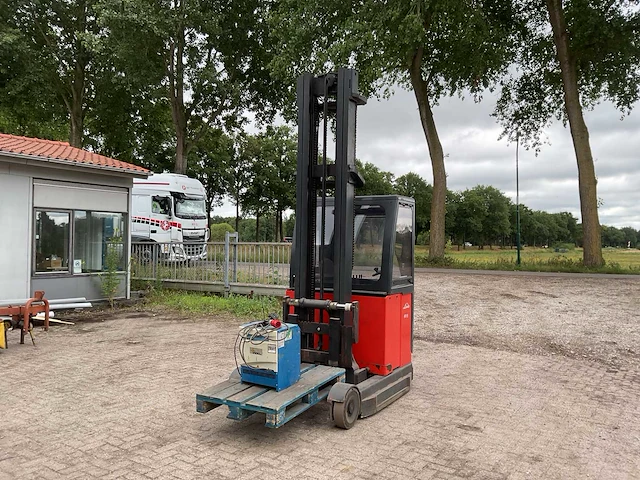 2000 linde r16 reach truck - afbeelding 1 van  13