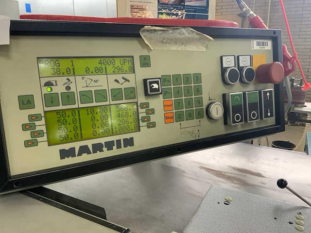 2000 martin t-72a formaatcirkelzaagmachine - afbeelding 14 van  22