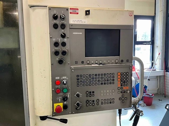 2000 mas mcv1000 cnc verticale bewerkingscentrum - afbeelding 13 van  34