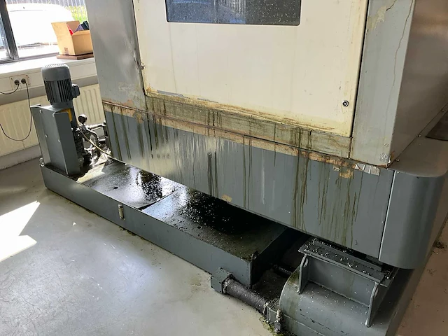 2000 mas mcv1000 cnc verticale bewerkingscentrum - afbeelding 31 van  34