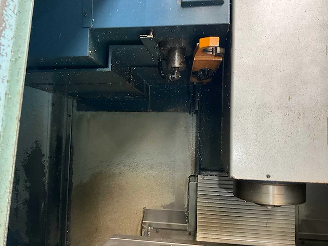 2000 matsuura mc-800vg2 cnc bewerkingscentrum - afbeelding 2 van  26