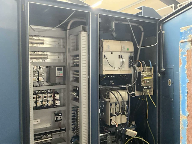 2000 matsuura mc-800vg2 cnc bewerkingscentrum - afbeelding 6 van  26