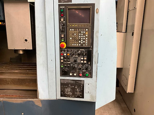 2000 matsuura mc-800vg2 cnc bewerkingscentrum - afbeelding 9 van  26
