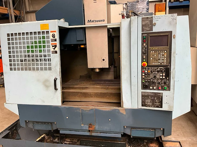 2000 matsuura mc-800vg2 cnc bewerkingscentrum - afbeelding 21 van  26