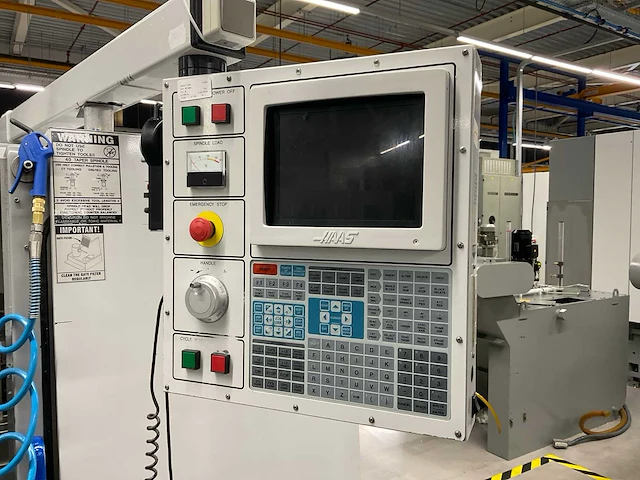 2000 mikron haas vce 1000 cnc freesmachine - afbeelding 4 van  20