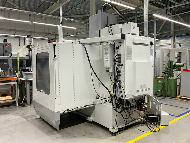2000 mikron haas vce 1000 cnc freesmachine - afbeelding 15 van  20