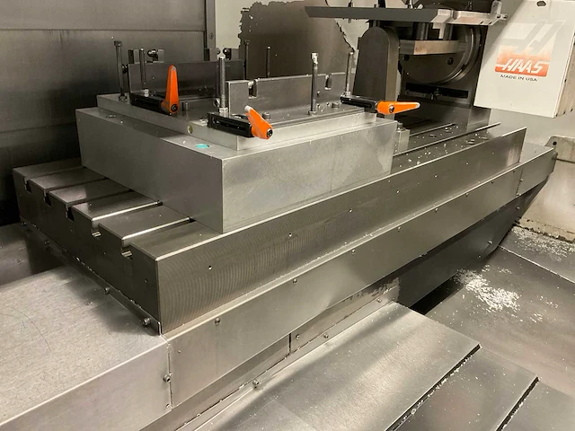 2000 mikron haas vce 1000 cnc freesmachine - afbeelding 19 van  20