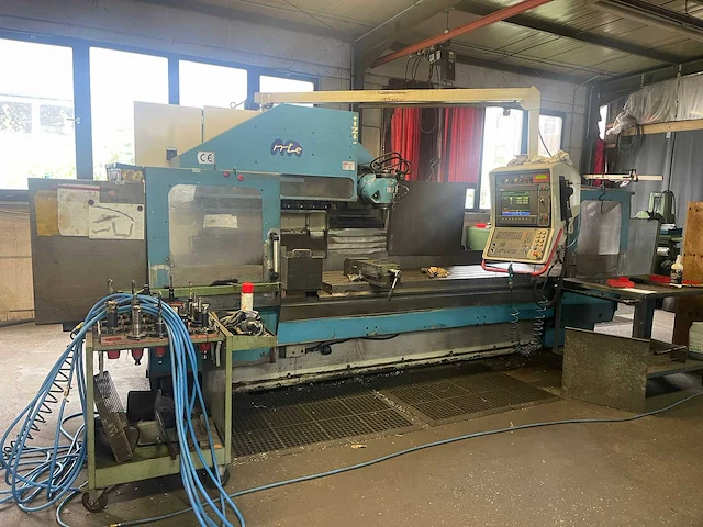 2000 mte kompakt plus bedfreesmachine mte - afbeelding 1 van  32