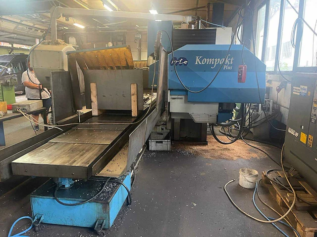 2000 mte kompakt plus bedfreesmachine mte - afbeelding 12 van  32