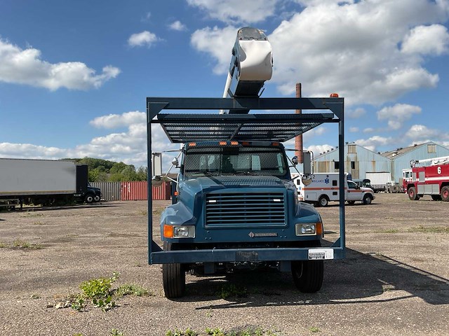 2000 navistar 4700 hoogwerker - afbeelding 3 van  13