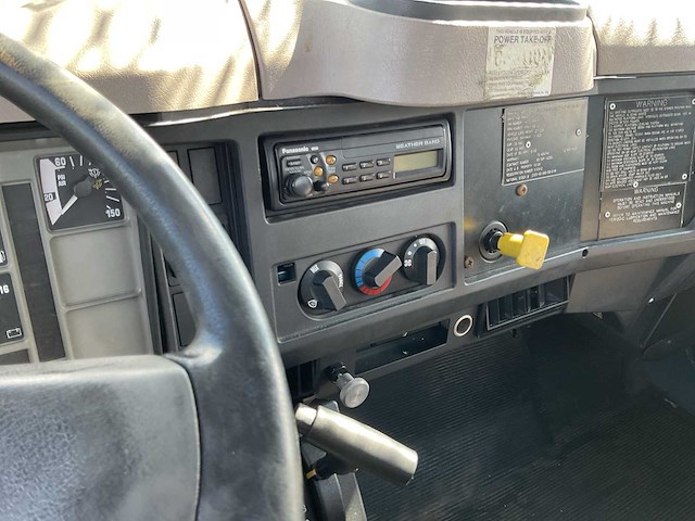 2000 navistar 4700 hoogwerker - afbeelding 9 van  13