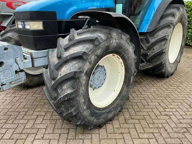 2000 new holland tm165 vierwielaangedreven landbouwtractor - afbeelding 8 van  25